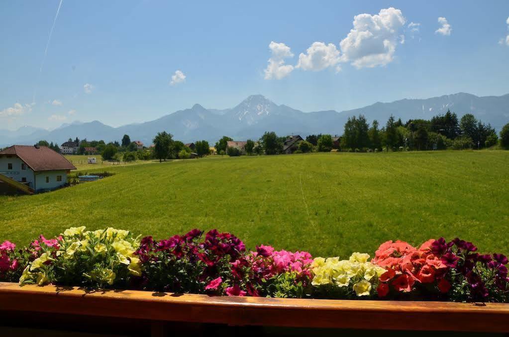 Gaestehaus Goetz Drobollach am Faakersee Zewnętrze zdjęcie