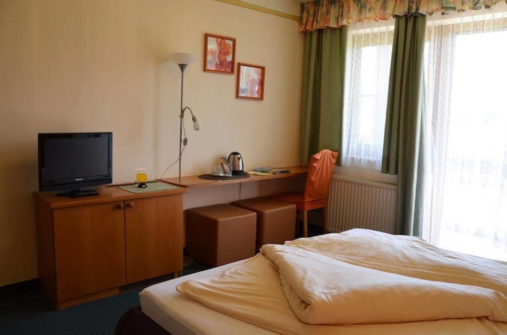 Gaestehaus Goetz Drobollach am Faakersee Zewnętrze zdjęcie