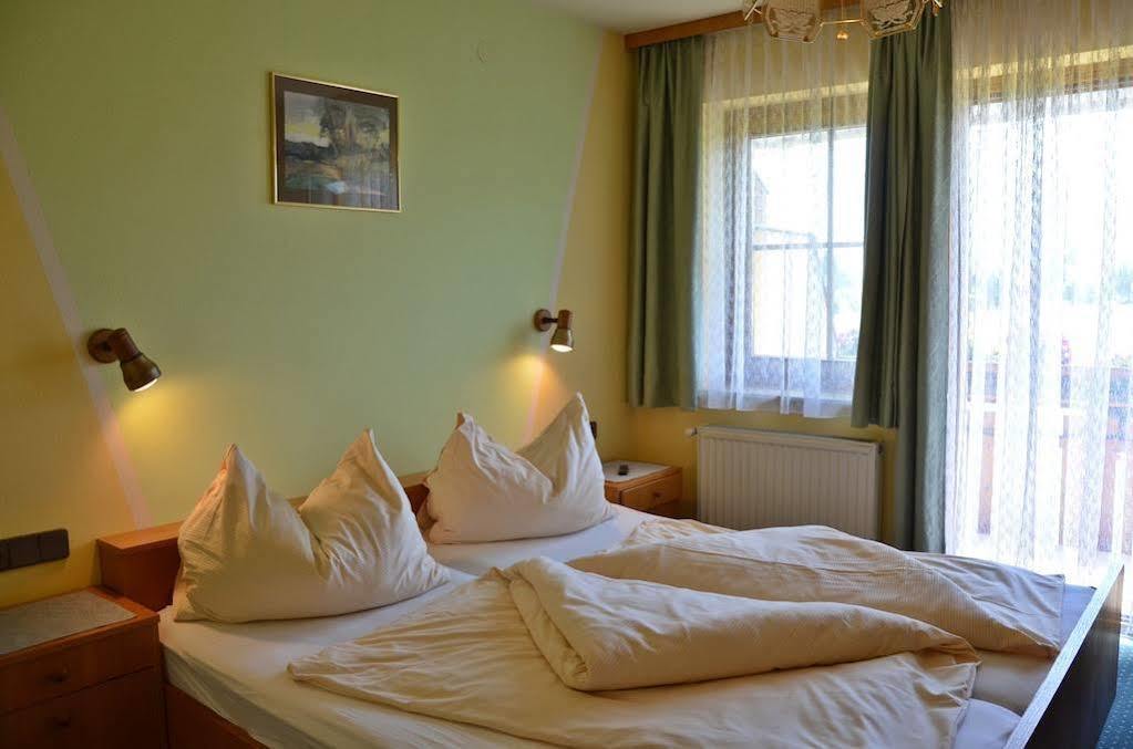Gaestehaus Goetz Drobollach am Faakersee Zewnętrze zdjęcie
